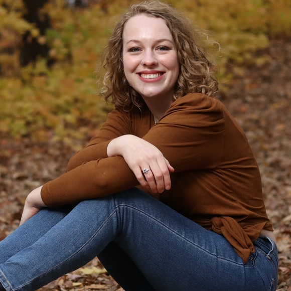 Meet your Posher, Sadie - Picture 1 of 4